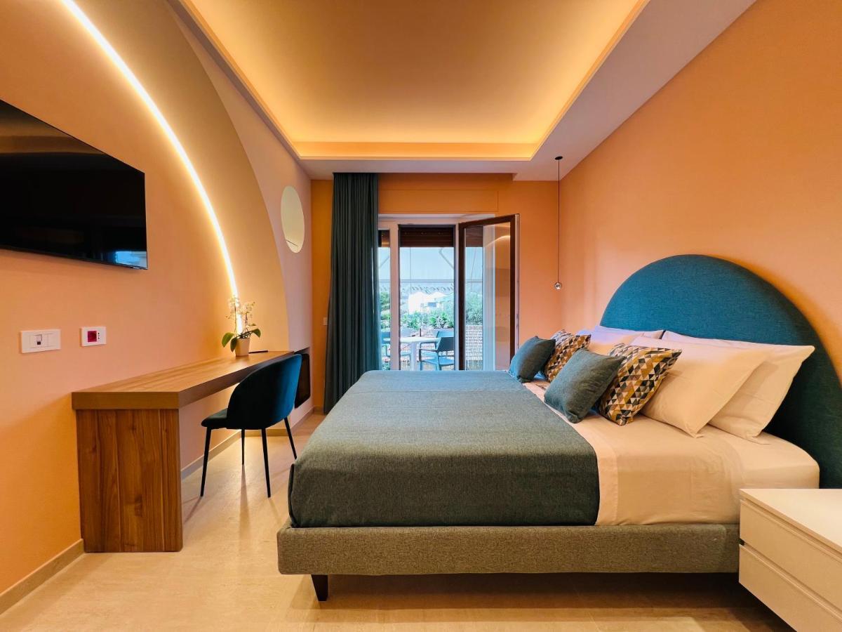 Yourhome - Lucrezia Suites Σορέντο Εξωτερικό φωτογραφία
